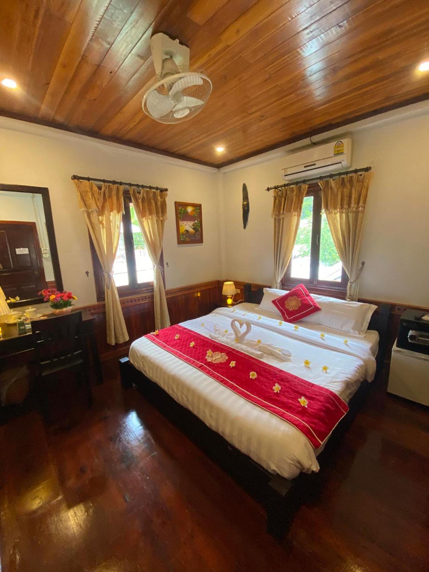 Golden Lotus Boutique Hotel Luang Prabang Exterior foto
